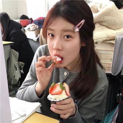 玉女弄璋